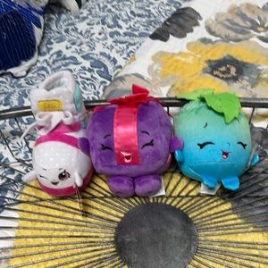 3 large Shopkins.One has tags like new/super clean